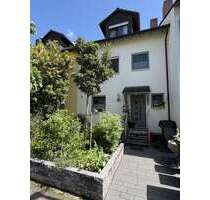 Haus zum Kaufen in Altrip 445.000,00 € 156.76 m²