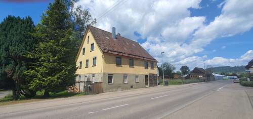 Foto - Haus zum Kaufen in Oberrot 385.000,00 € 350 m²