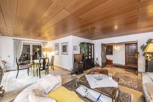 Foto - Haus zum Kaufen in Burscheid 649.000,00 € 324 m²
