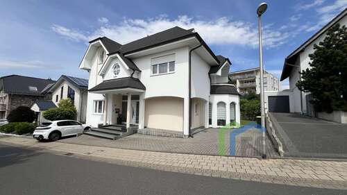 Foto - Haus zum Kaufen in Düren 995.000,00 € 411 m²