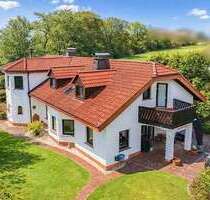 Haus zum Kaufen in Hosenfeld 569.000,00 € 241.45 m²