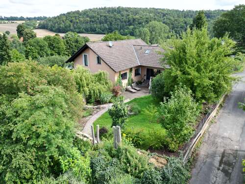 Foto - Haus zum Kaufen in Neu-Eichenberg 550.000,00 € 306 m²
