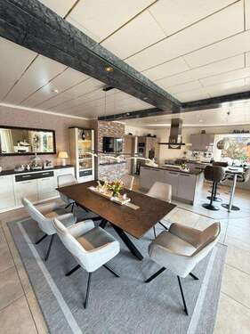 Foto - Haus zum Kaufen in Loxstedt 459.500,00 € 289 m²