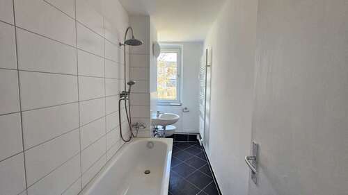 Foto - Wohnung zum Mieten in Magdeburg 433,50 € 72.25 m²