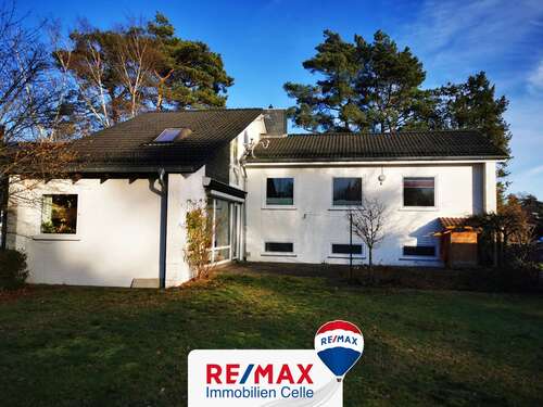 Foto - Haus zum Mieten in Celle 980,00 € 140 m²