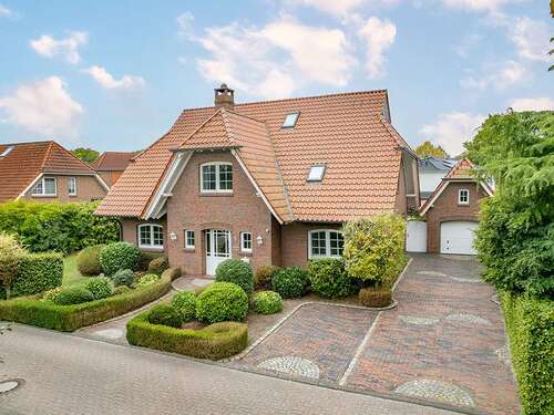 Foto - Haus zum Kaufen in Bad Zwischenahn 899.000,00 € 240 m²