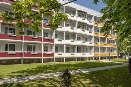 Foto - Wohnung zum Mieten in Magdeburg 400,00 € 51.88 m²