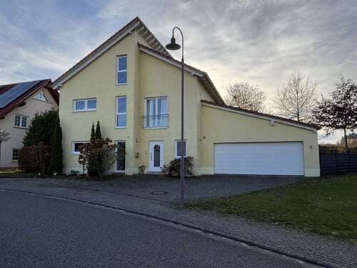 Foto - Haus zum Kaufen in Queidersbach 585.000,00 € 259 m²