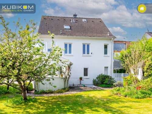 Foto - Haus zum Kaufen in Solingen 499.000,00 € 159.99 m²