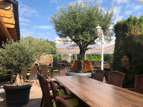 Foto - Gastronomie in Östringen 1.800.000,00 € 935.59 m²
