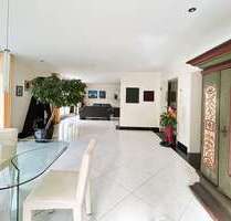 Haus zum Kaufen in Meerbusch 930.000,00 € 225.26 m²