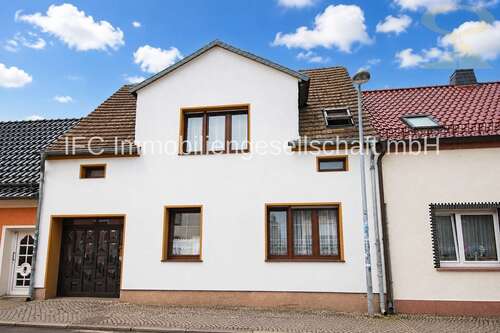 Foto - Haus zum Kaufen in Coswig (Anhalt) 115.000,00 € 123 m²