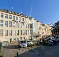 Einzelhandel in Hohenstein-Ernstthal 401,20 € 68 m²