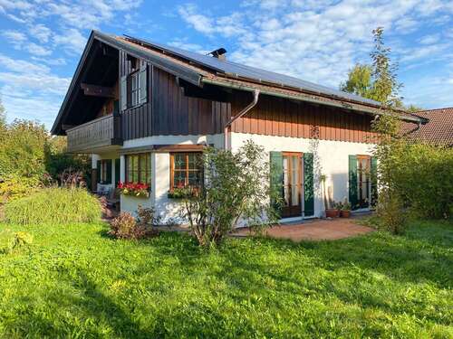 Foto - Haus zum Kaufen in Weßling 1.585.000,00 € 201.51 m²