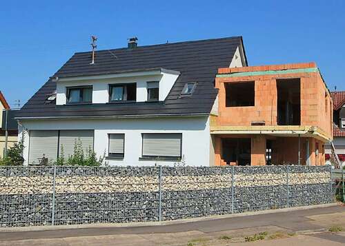 Foto - Haus zum Kaufen in Blaustein-Weidach 420.000,00 € 183 m²