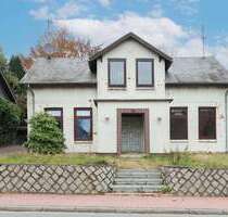 Haus zum Kaufen in Hanerau-Hademarschen 130.000,00 € 138.21 m²