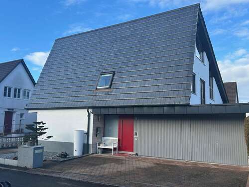 Foto - Haus zum Kaufen in Steinenbronn 898.000,00 € 308 m²