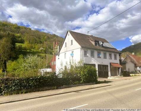 Foto - Haus zum Kaufen in Wolpertshausen 229.000,00 € 135 m²
