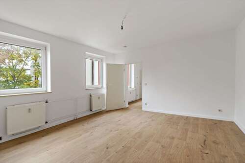 Foto - Wohnung zum Mieten in Halle 390,00 € 48 m²