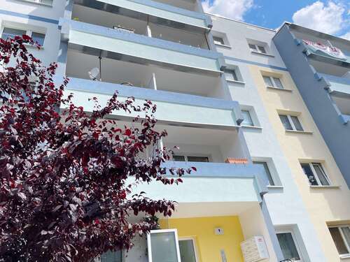 Foto - Wohnung zum Mieten in Halle 435,00 € 56 m²
