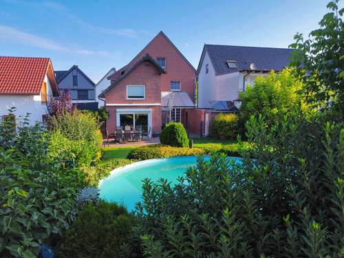 Foto - Haus zum Kaufen in Lippstadt 380.000,00 € 228 m²