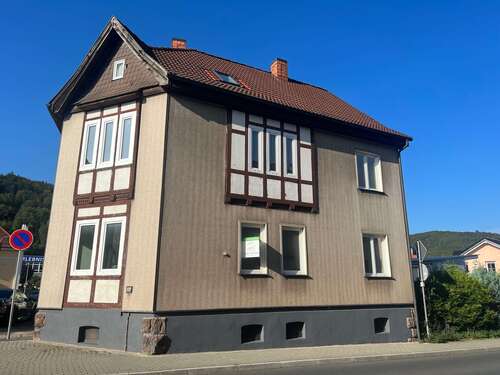 Foto - Haus zum Kaufen in Zella-Mehlis 230.000,00 € 198 m²