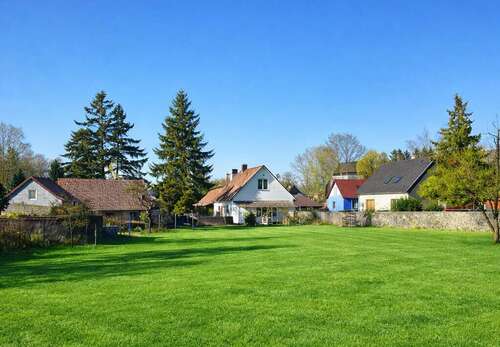 Foto - Grundstück zu verkaufen in Benz 100.000,00 € 583 m²