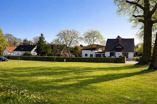 Foto - Grundstück zu verkaufen in Benz 100.000,00 € 582 m²