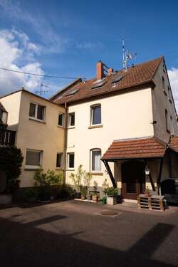 Foto - Haus zum Kaufen in Wiesbaden-Erbenheim 630.000,00 € 167.5 m²