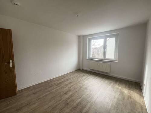 Foto - Wohnung zum Mieten in Zwickau 325,00 € 55 m²