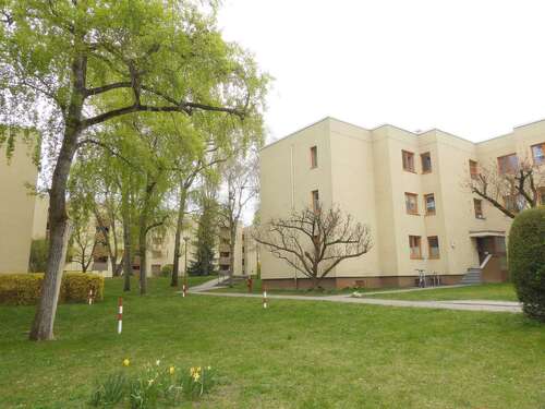 Foto - Wohnung zum Mieten in Berlin 576,00 € 41.15 m²