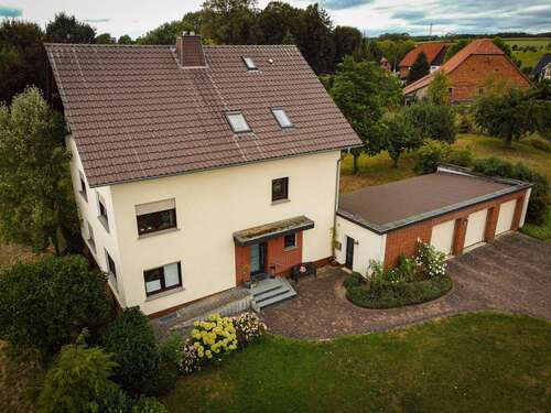 Foto - Haus zum Kaufen in Natzungen 355.000,00 € 218 m²