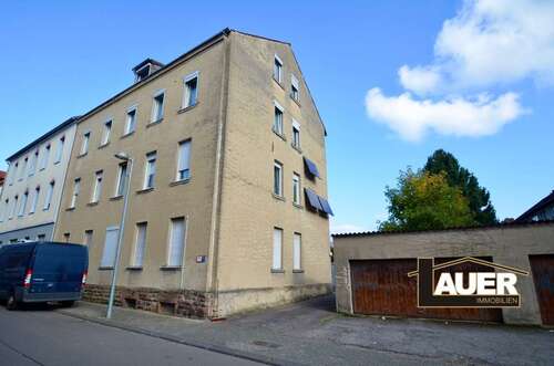 Foto - Haus zum Kaufen in Saarbrücken 495.000,00 € 330 m²