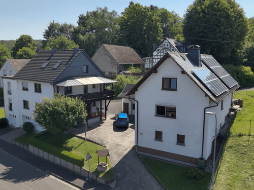 Foto - Haus zum Kaufen in Woldert 375.000,00 € 306 m²