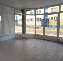 Büro in Bitterfeld-Wolfen 1.814,25 € 295 m²