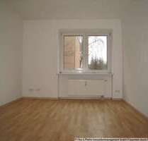 Wohnung zum Mieten in Magdeburg 297,00 € 45 m²