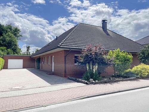 Foto - Haus zum Kaufen in Edewecht 425.000,00 € 232 m²