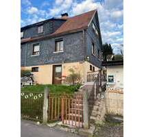 Haus zum Kaufen in Steinbach-Hallenberg 83.000,00 € 94 m²