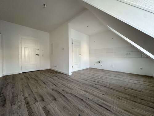 Foto - Wohnung zum Mieten in Karlsruhe 495,00 € 33 m²