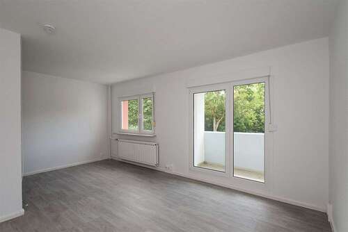 Foto - Wohnung zum Mieten in Halle (Saale) 300,76 € 48.51 m²