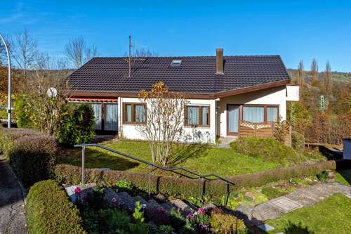 Foto - Haus zum Kaufen in Remshalden 529.000,00 € 211 m²