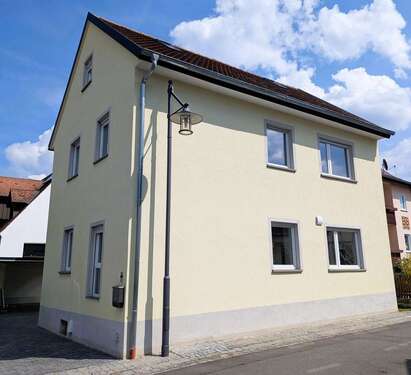 Foto - Haus zum Kaufen in Eckental (Eschenau) 519.000,00 € 135 m²