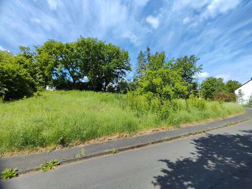 Foto - Grundstück zu verkaufen in Burghaun 95.000,00 € 798 m²