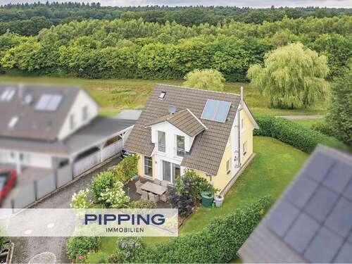 Foto - Haus zum Kaufen in Schwarzenbek 445.000,00 € 102 m²