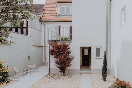 Foto - Haus zum Kaufen in Ladenburg 1.296.000,00 € 188 m²
