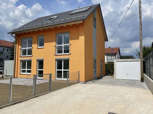 Foto - Haus zum Kaufen in Bobingen 679.000,00 € 150 m²