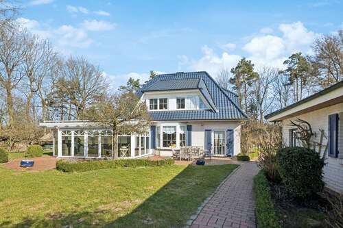 Foto - Haus zum Kaufen in Geesthacht 799.000,00 € 165.51 m²