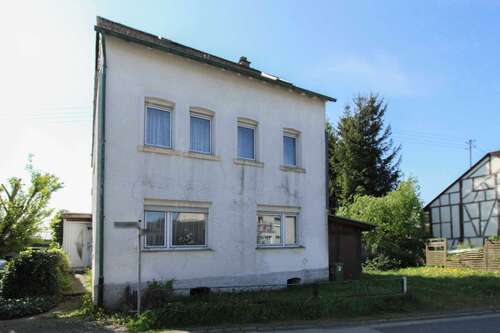 Foto - Haus zum Kaufen in Laufersweiler 50.000,00 € 183 m²