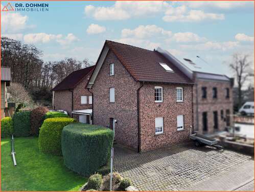 Foto - Haus zum Kaufen in Heinsberg Aphoven 339.000,00 € 259 m²