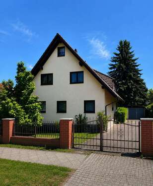 Foto - Haus zum Kaufen in Berlin 985.000,00 € 193.95 m²